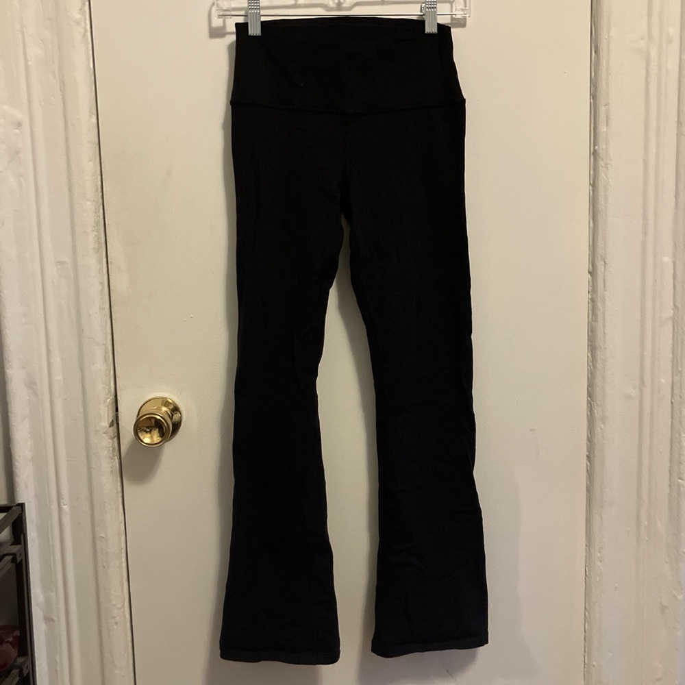 Alo yoga pants